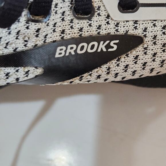 Men\'s Brooks \